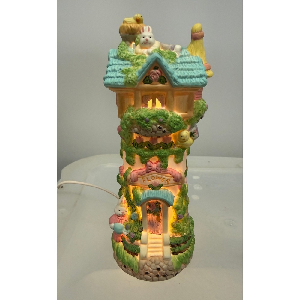 Pacific Rim Hi-Town Village Flower Shop Easter Bunny Lighted Porcelain 1993